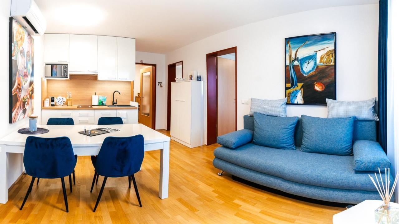Bella Mura Blue Apartment モラフスケ・トプリツェ エクステリア 写真